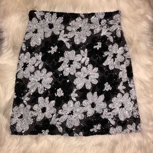 GORGEOUS One Rad Girl floral sequin miniskirt 🌺